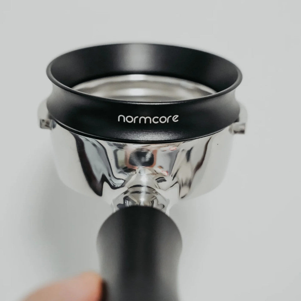 Embudo dosificador magnético Normcore 58mm